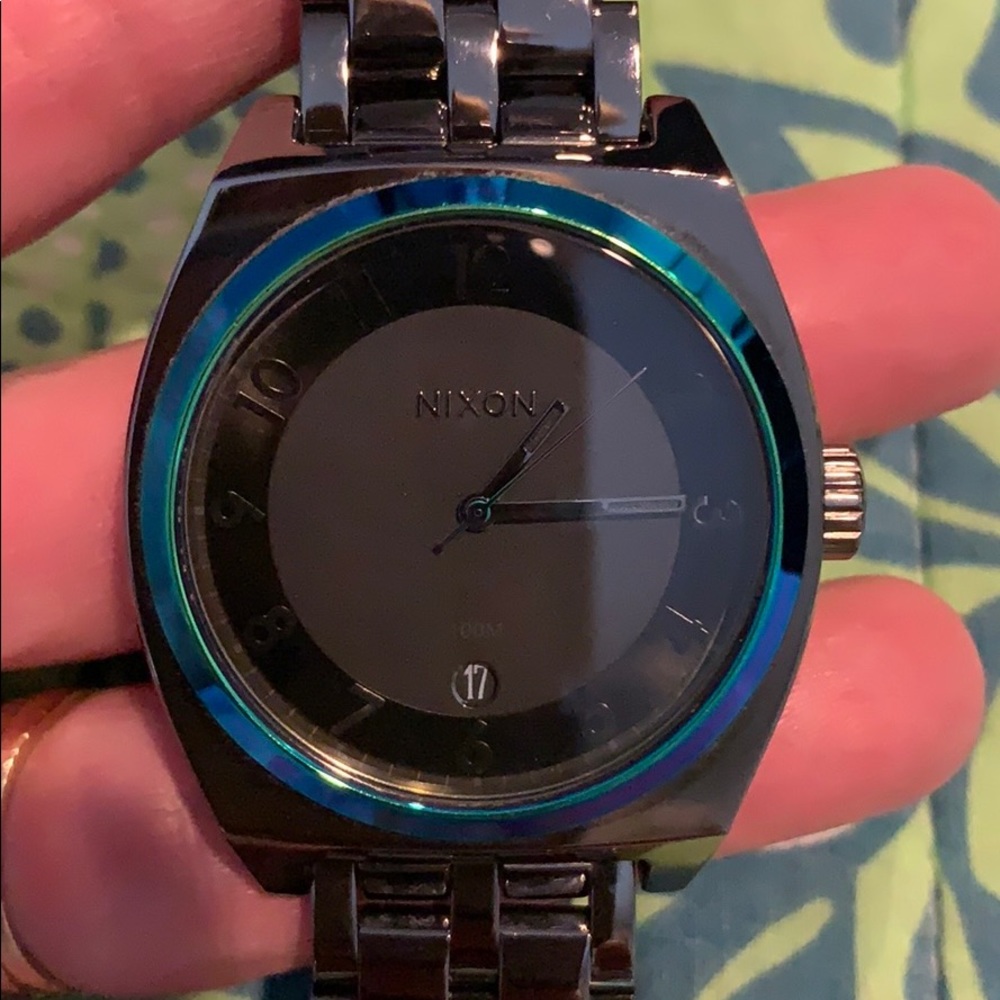 NIXON Watch